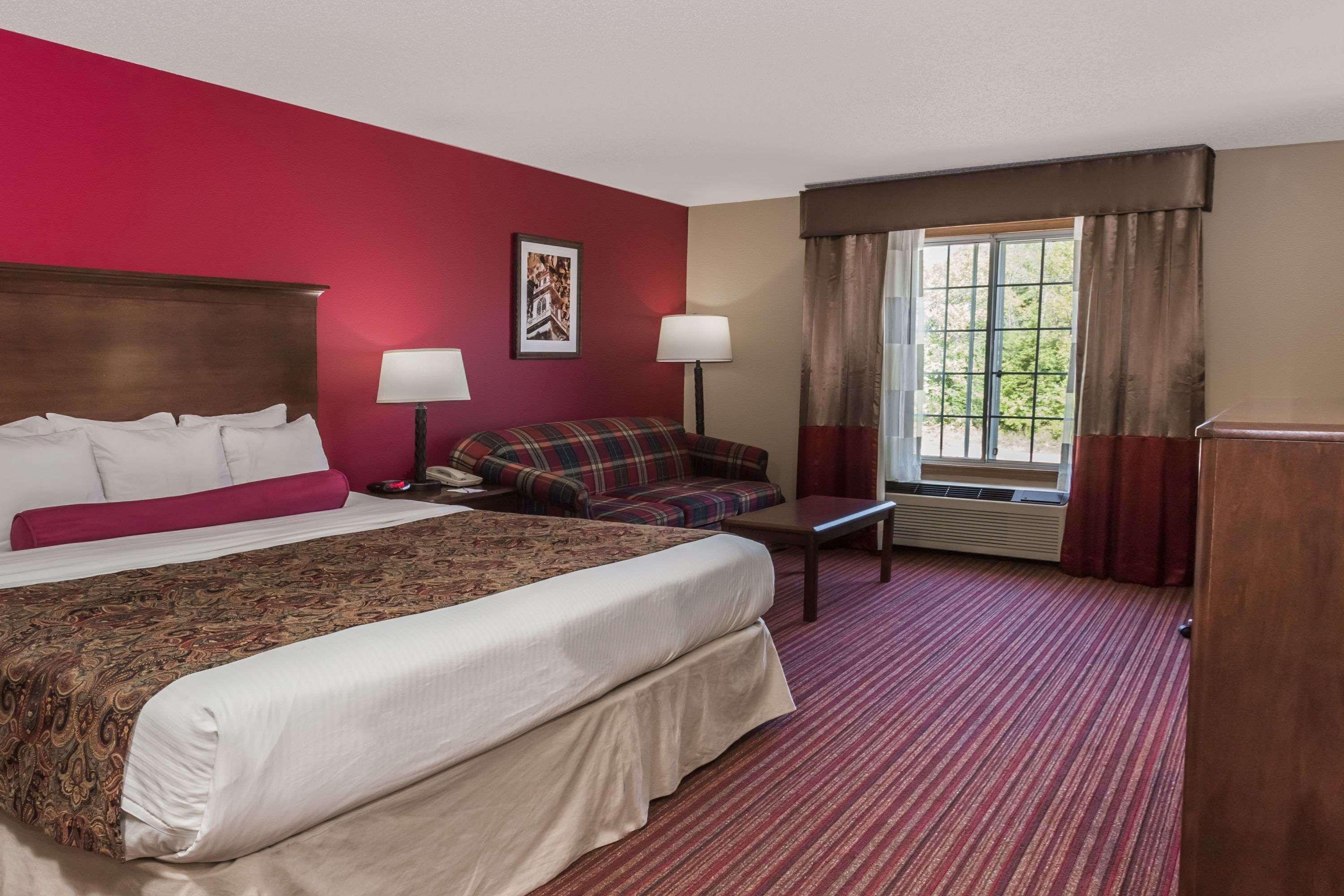 Baymont By Wyndham Mequon Milwaukee Area Hotel Exterior foto
